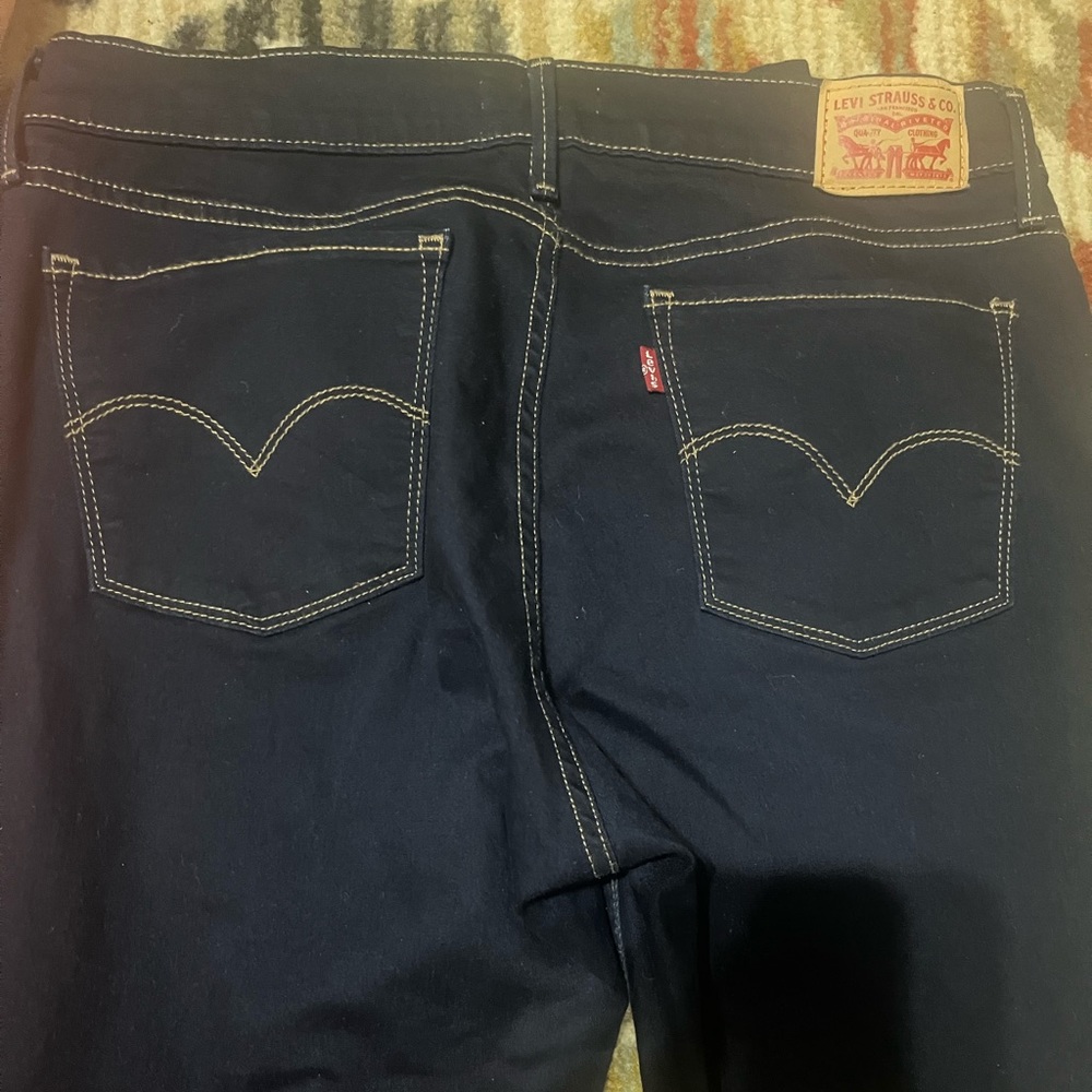 LEVI’S  710 Super Skinny Size 32